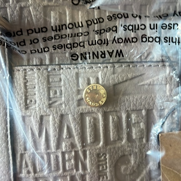 Steve Madden Satchel Crossbody bag Mushroom Taupe debossed Logo Purse NWT - Picture 5 of 12